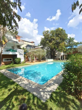 VILLA M - SOLITUDE 2 CANDOLIM GOA 3BHK, Pool Facing, Near Beach, Free Breakfast, Free WIFI and Prime Location